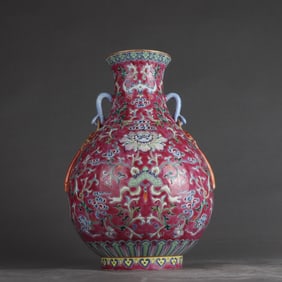A Qing Jiaqing carmine red land Fushou treasure Xianghua ruyi amphora