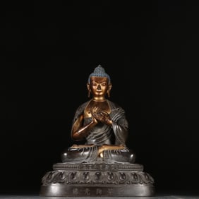 A Qing Dynasty copper tire immeasurable light Buddha