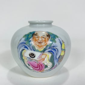 A small water jug of the Yongzheng era of the Qing Dynasty pastel figure Ganoderma lucidum