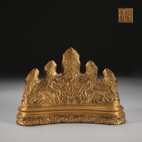 A Qing Qianlong copper gilt pen holder