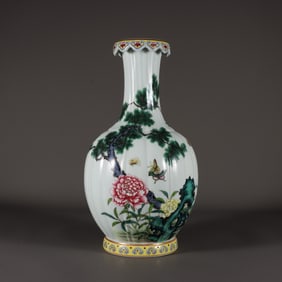 A Qing Dynasty Qianlong pastel gold-painted flower poetry melon bottle