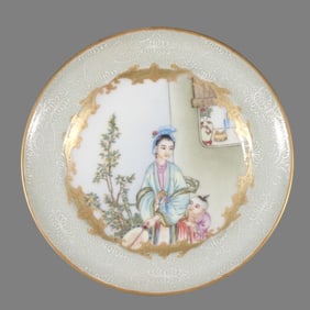 A piece of Qing Qianlong: enamel colored silk white lady picture plate