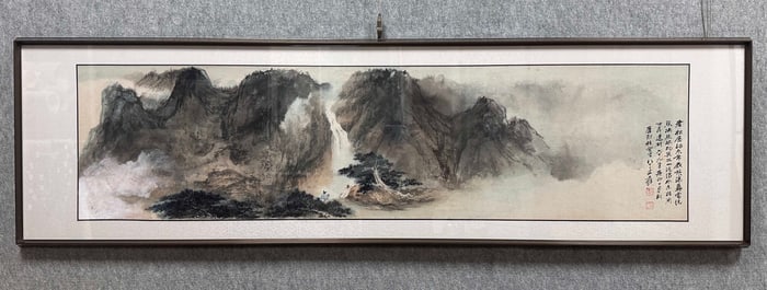 A picture of Zhang Daqian's "Waterfall Viewing"