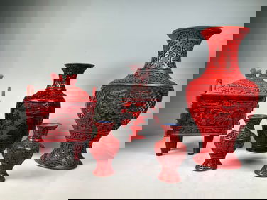 A set of red furnace bottles in the Qing Dynasty