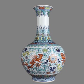 A Qing Qianlong Doucai entwined flower appreciation vase