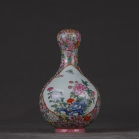 A Qing Qianlong enamel colorful kaleidoscope window flower and bird pattern garlic vase