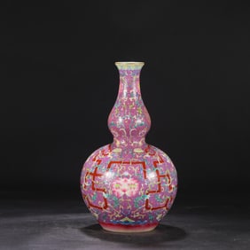 A large gourd bottle with Qing Dynasty Qianlong enamel colorful purple ground entwined floral