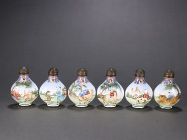 A set of Qing Dynasty copper tire painting enamel zodiac snuff bottles