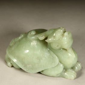 A Qing Dynasty Hetian jade dragon turtle ornament
