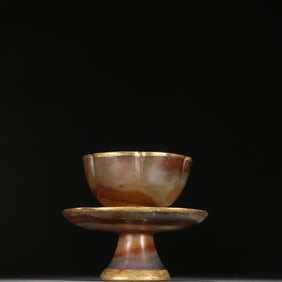 A Liao gold agate gold holder