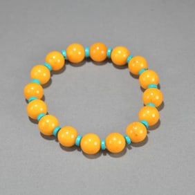 A beeswax bead bracelet