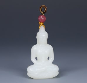 A Hetian jade longevity Buddha pendant
