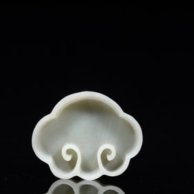 A piece of Hetian jade ruyi brush wash