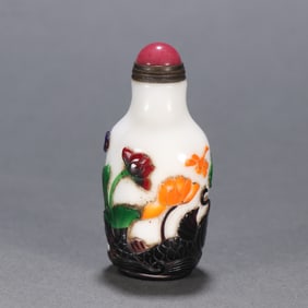 A snuff bottle is set for "more than a year"