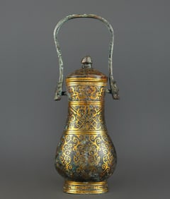 A Han Dynasty bronze gold liang bottle