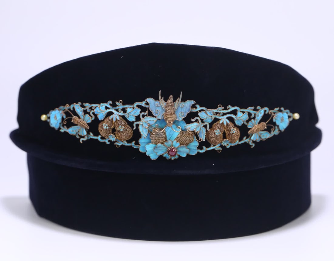 A Qing Dynasty court sterling silver gilt filigree dotted emerald inlaid gemstone Fulu flower (1 of 9)