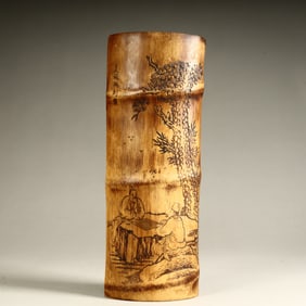 A Qing Dynasty bamboo carved figure chess picture armrest