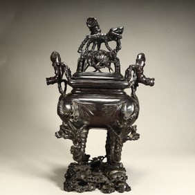 A Qing Dynasty rosewood carved bamboo pattern aromatherapy stove