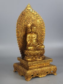 A bronze gilt Buddha of the Qing Dynasty