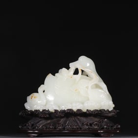 A Qing Dynasty Hetian jade mother goose ornament