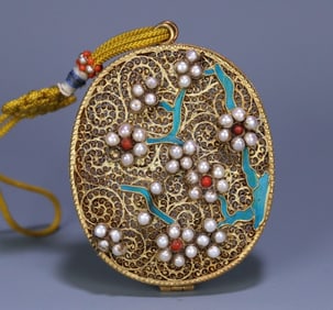 A late Qing silver gilt filigree sachet