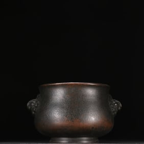 A copper tire double lion's ear incense burner