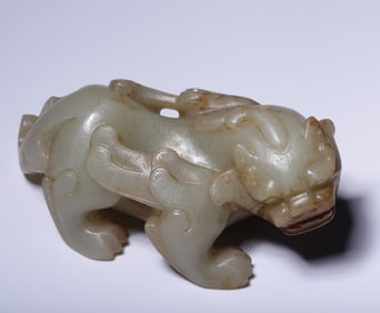 A piece of Hetian jade belt Qinrui beast