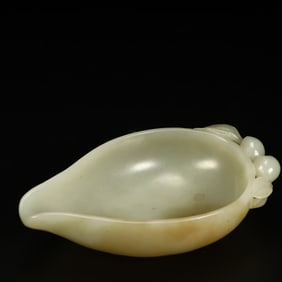 A piece of Qing Dynasty Hetian jade