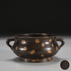 A Ming Dynasty profound copper tire with gold sprinkled with gold dragon ear furnace