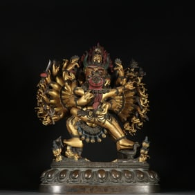 A Qing Dynasty copper gilt statue of Dawei De Vajra
