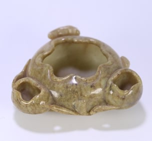 A piece of Qing Dynasty study and Tian jade lotus leaf wash