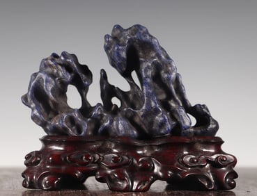 A Qing Dynasty lapis lazuli Shanzi pen holder
