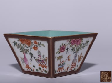 A piece of Qing Dynasty "Qing Dynasty Jiaqing Year System" sauce glaze window pastel Qing Dynasty