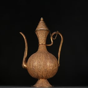 A Tang Dynasty copper gilt carved dragon pattern pot