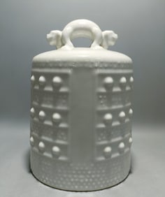 A sweet white glaze chime from the Yongle period of the Ming Dynasty