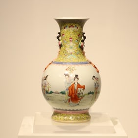 One piece Qing Dynasty. Pastel character story appreciation bottle