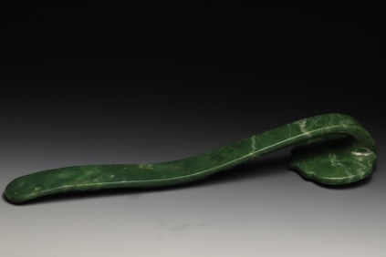 A piece of Qing Dynasty peace has elephant jade ruyi