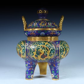A Qing Dynasty Qianlong cloisonné cloisonné enamel incense burner
