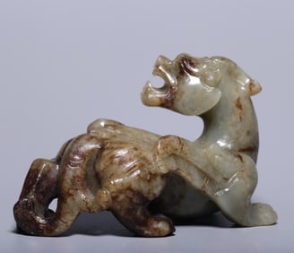 An ancient jade belt with Qin Tianlu