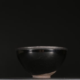 A Song Jian kiln black gold glazed tea cup
