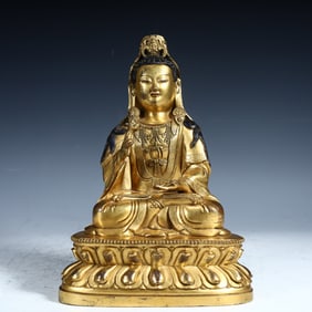 A bronze gilt Guanyin statue in the Qing Dynasty