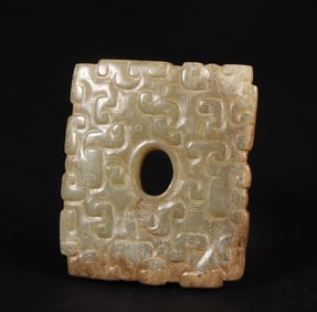 A piece of ancient Hetian jade Kui dragon pattern