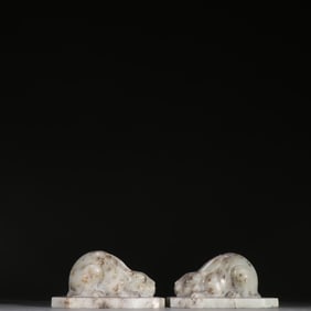 A pair of Hetian jade rabbit ornaments