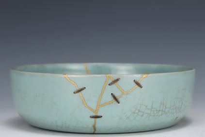 A Song Ru kiln sky blue glazed Arhat bowl