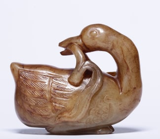 A Hetian jade belt Qinbao duck carrying lotus
