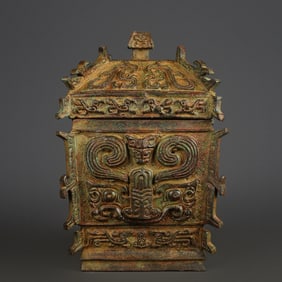 A Western Zhou bronze gluttonous pattern square jar