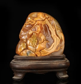 A Qing Dynasty Shoushantian Huangshi ornament