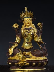 A statue of Tara, gilded and painted in green Tara in the Qing Dynasty