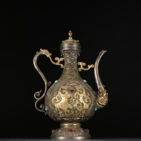 A Qing Dynasty copper-gilt inlaid dragon pattern pot