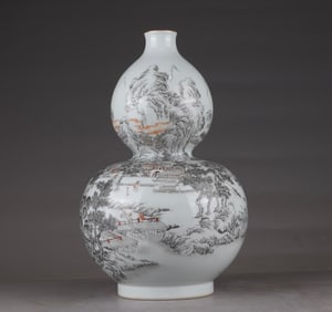 A Qing Dynasty Qianlong ink color landscape figure gourd bottle